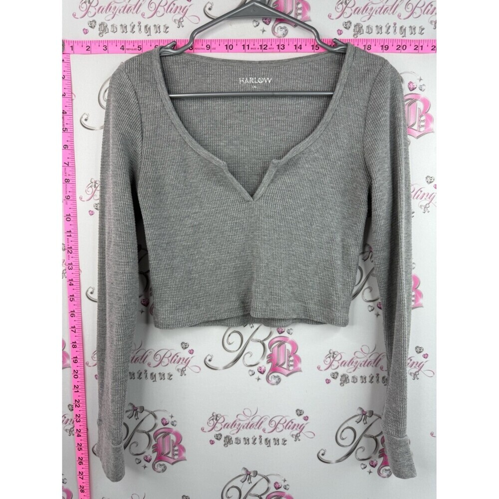 Harlow cropped long sleeve Light Gray Ribbed V-Notch Long Sleeve Crop Top